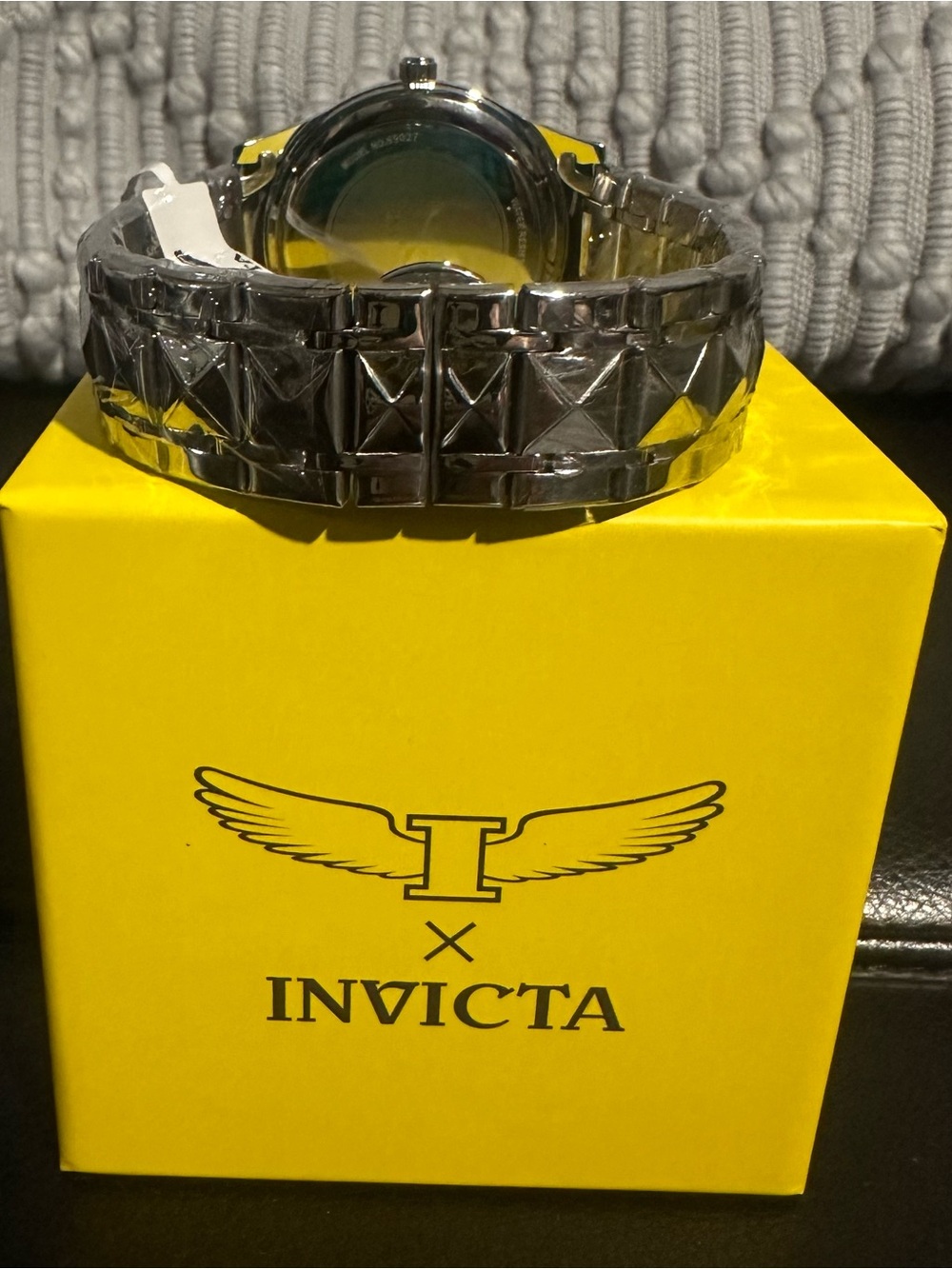 Invicta Specialty Model 69027 - Picture 6 of 7